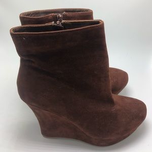 BAMBOO suede wedge boots